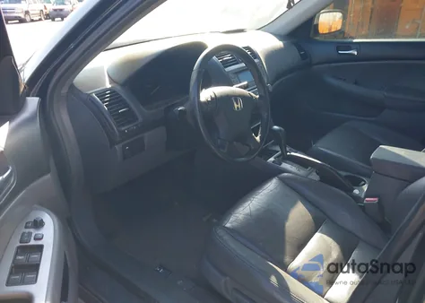 2007 Honda Accord 2.4 Ex z USA, uszkodzony, nr VIN 1HGCM56817A057650